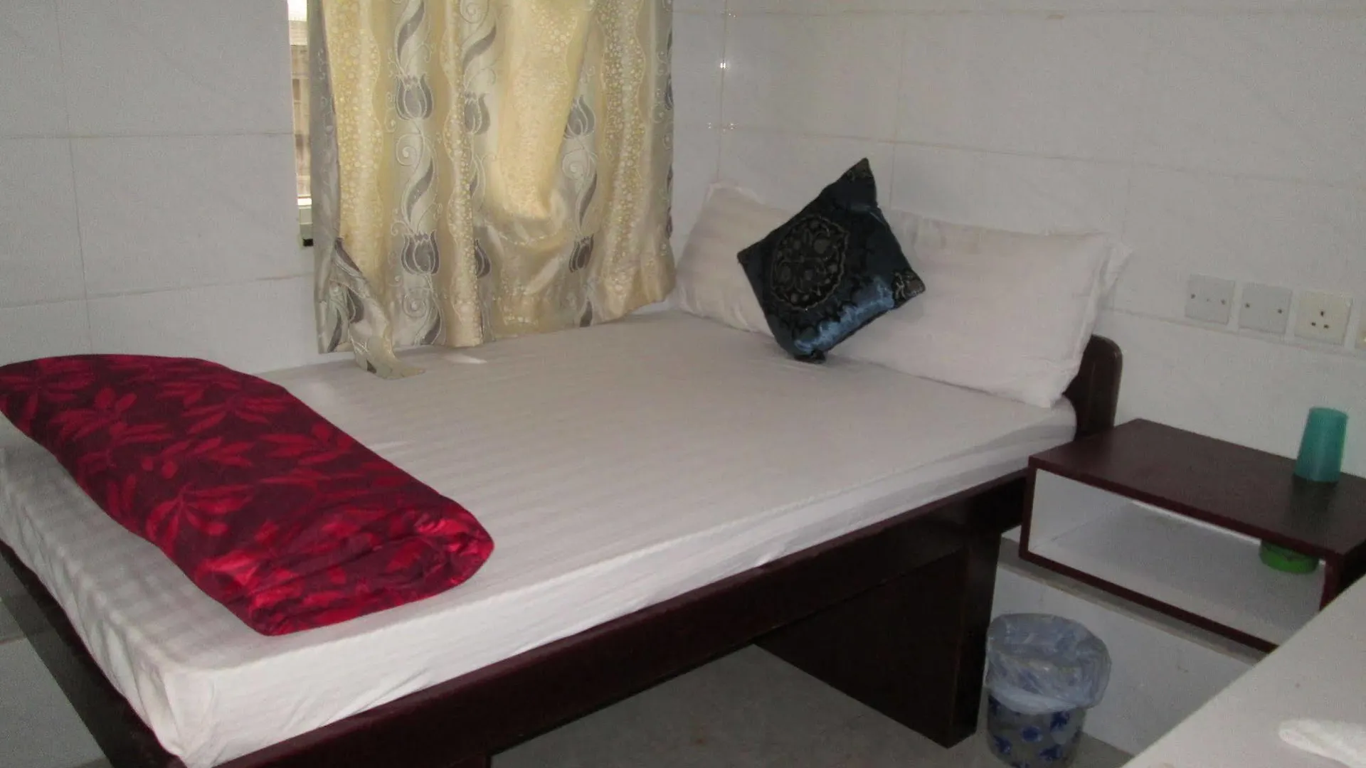 Crystal Hostel Hong Kong 0*,  China